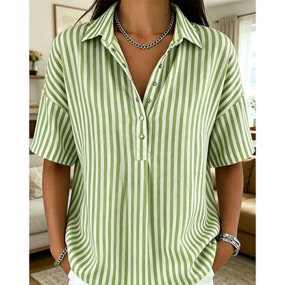👕 OFERTA POR TEMPO LIMITADO – 50% DE DESCONTO! ✨ Blusa Feminina Listrada de Manga Curta – Modelagem Solta, Decote em V e 9 Cores 🍂💕